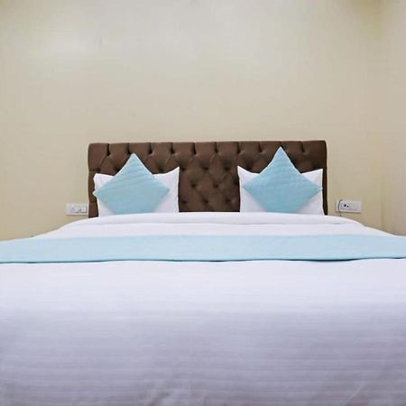 Hotel Mannat Bhera Enclave Нью-Дели Экстерьер фото