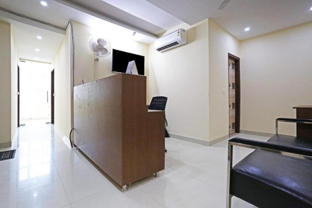 Hotel Mannat Bhera Enclave Нью-Дели Экстерьер фото
